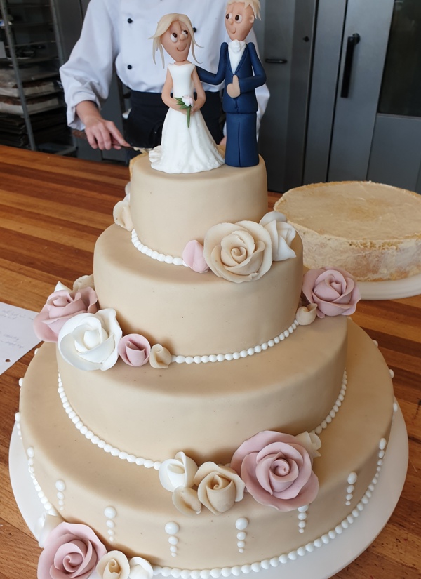 Bryllupskage enkel med tillæg - Billede 3